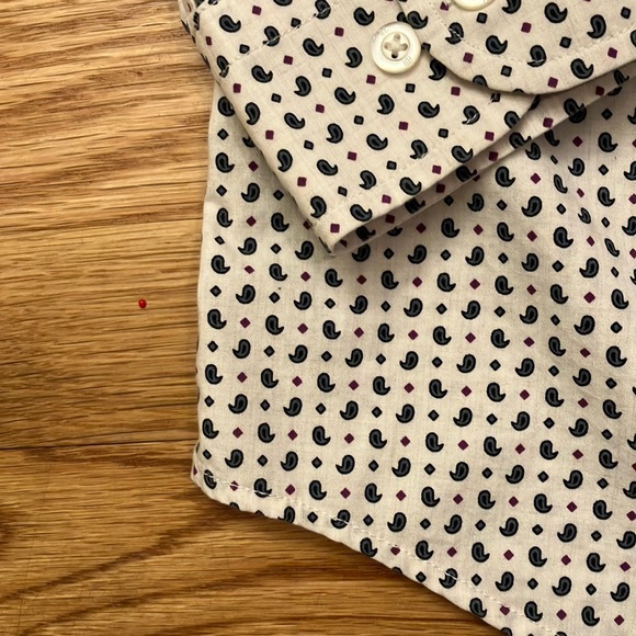 Banana Republic Men's medium slim fit White paisley Patterned Shirt - Picture 6 of 6